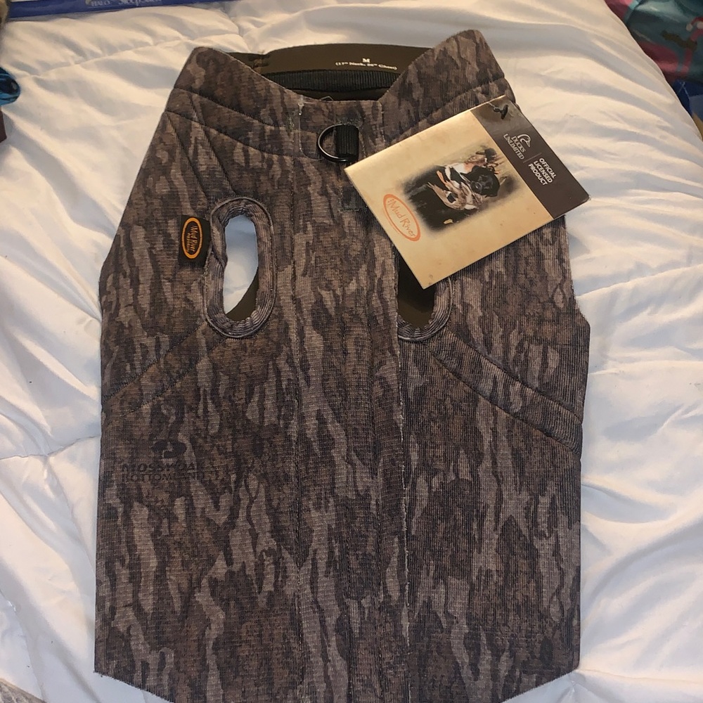 Mud River Camo Dog Vest ducks unlimited size Medium